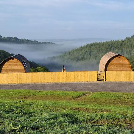 Rivendell Farm By Wigwam Holidays Carmarthen Exteriör bild