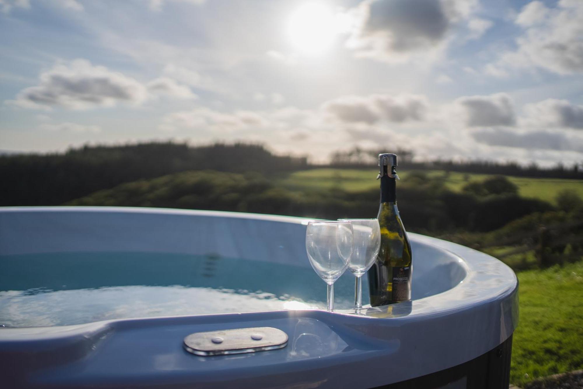 Rivendell Farm By Wigwam Holidays Carmarthen Exteriör bild