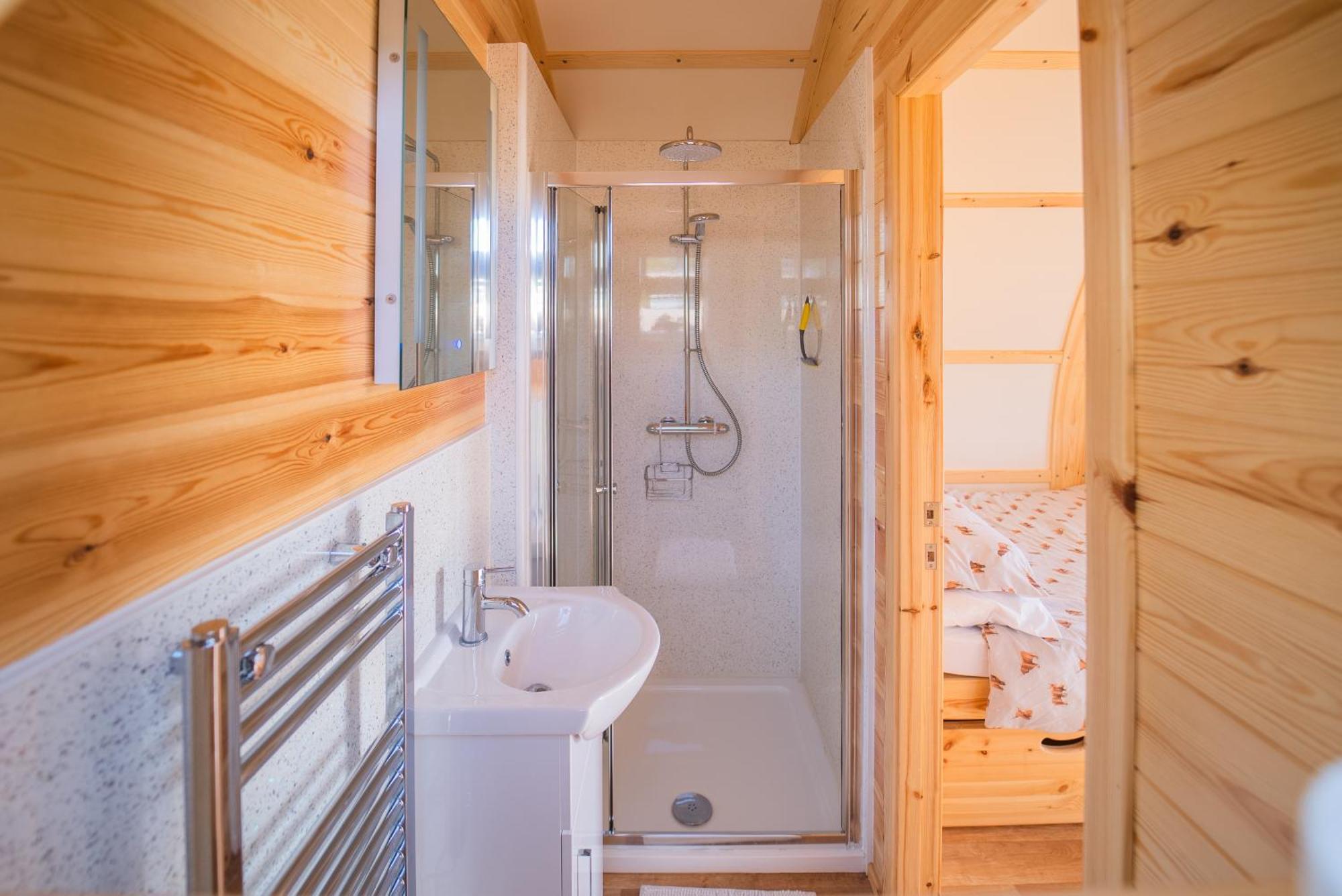 Rivendell Farm By Wigwam Holidays Carmarthen Exteriör bild